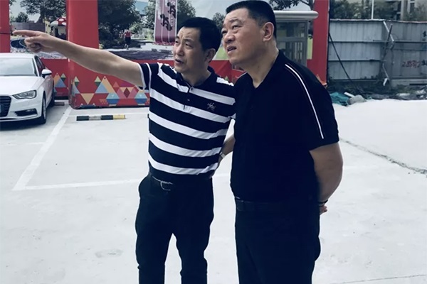 1567066864130454mExb.jpg ww3.jpg