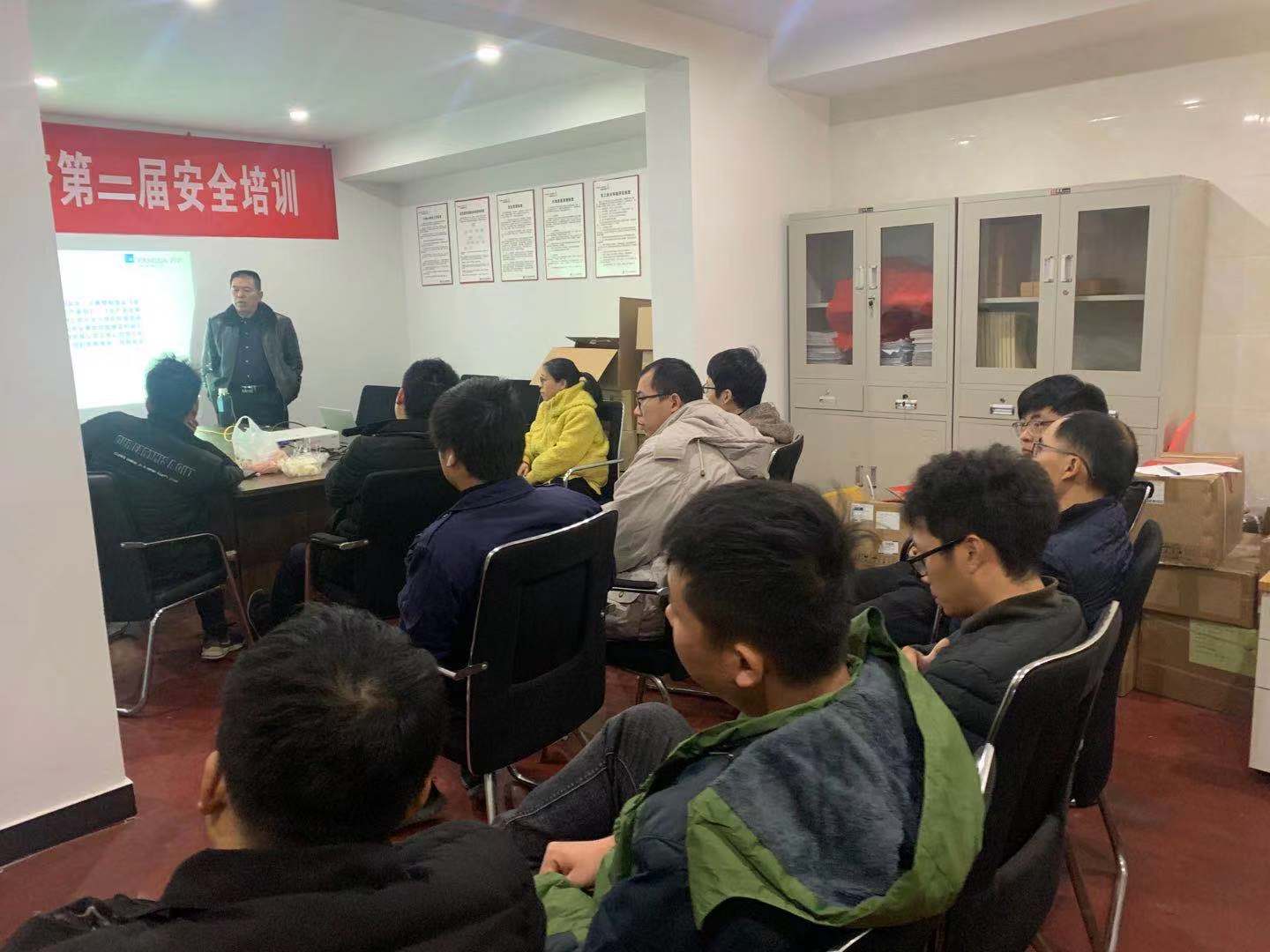 15797896746340503kBS.jpeg 15797896746340503kBS.jpeg